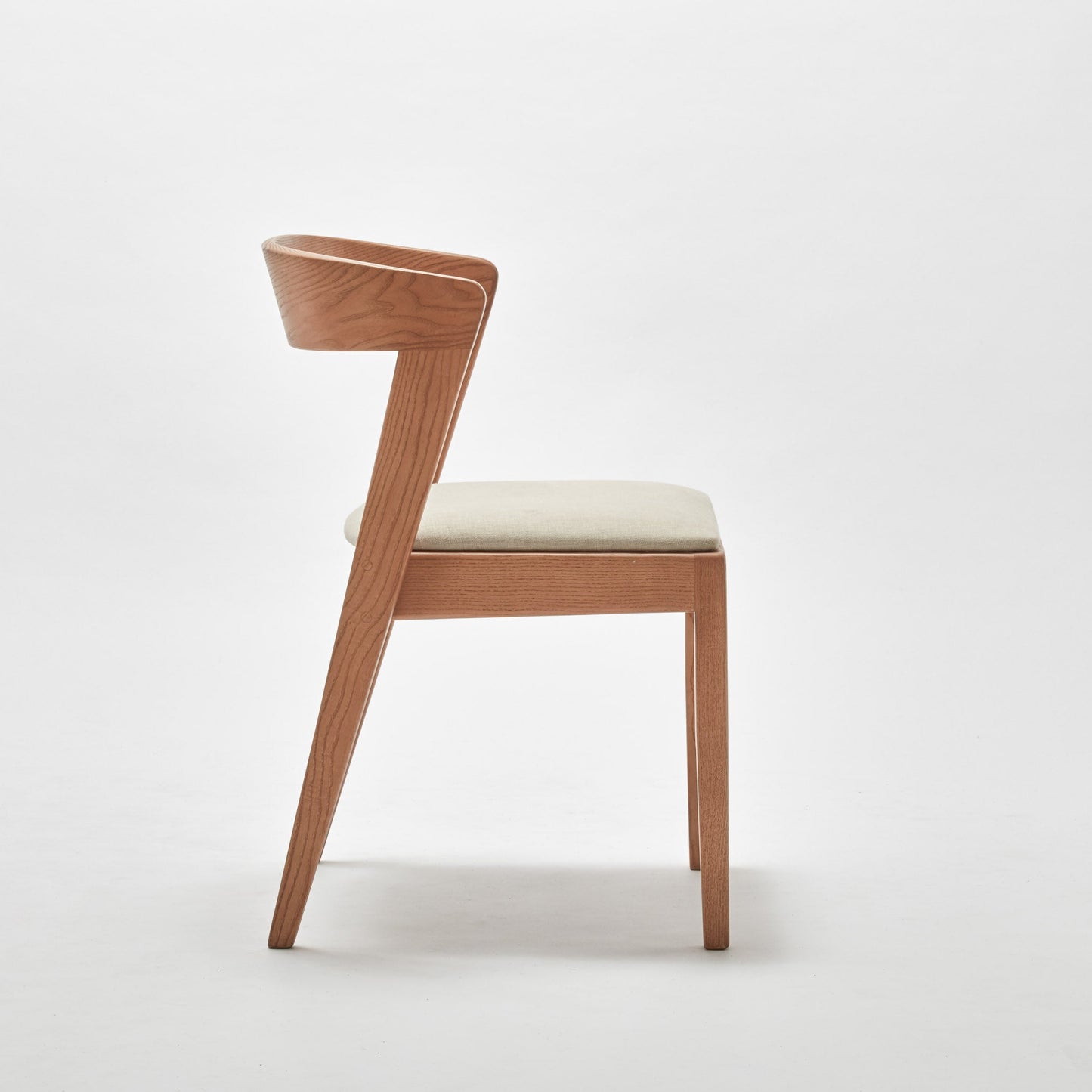 Vuti Dining Chair - Renouve Studios