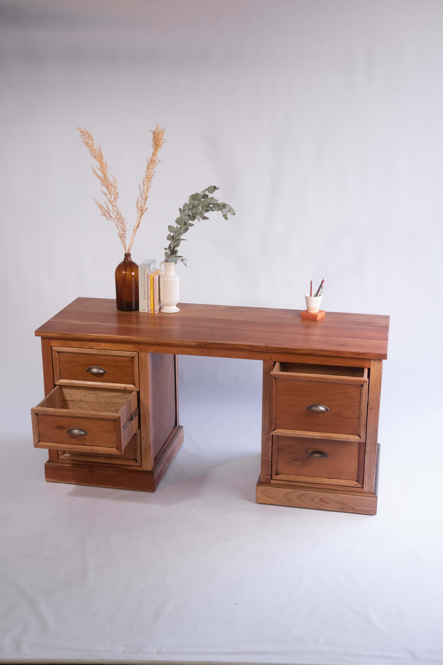 Hardwood Desk - Renouve Studios