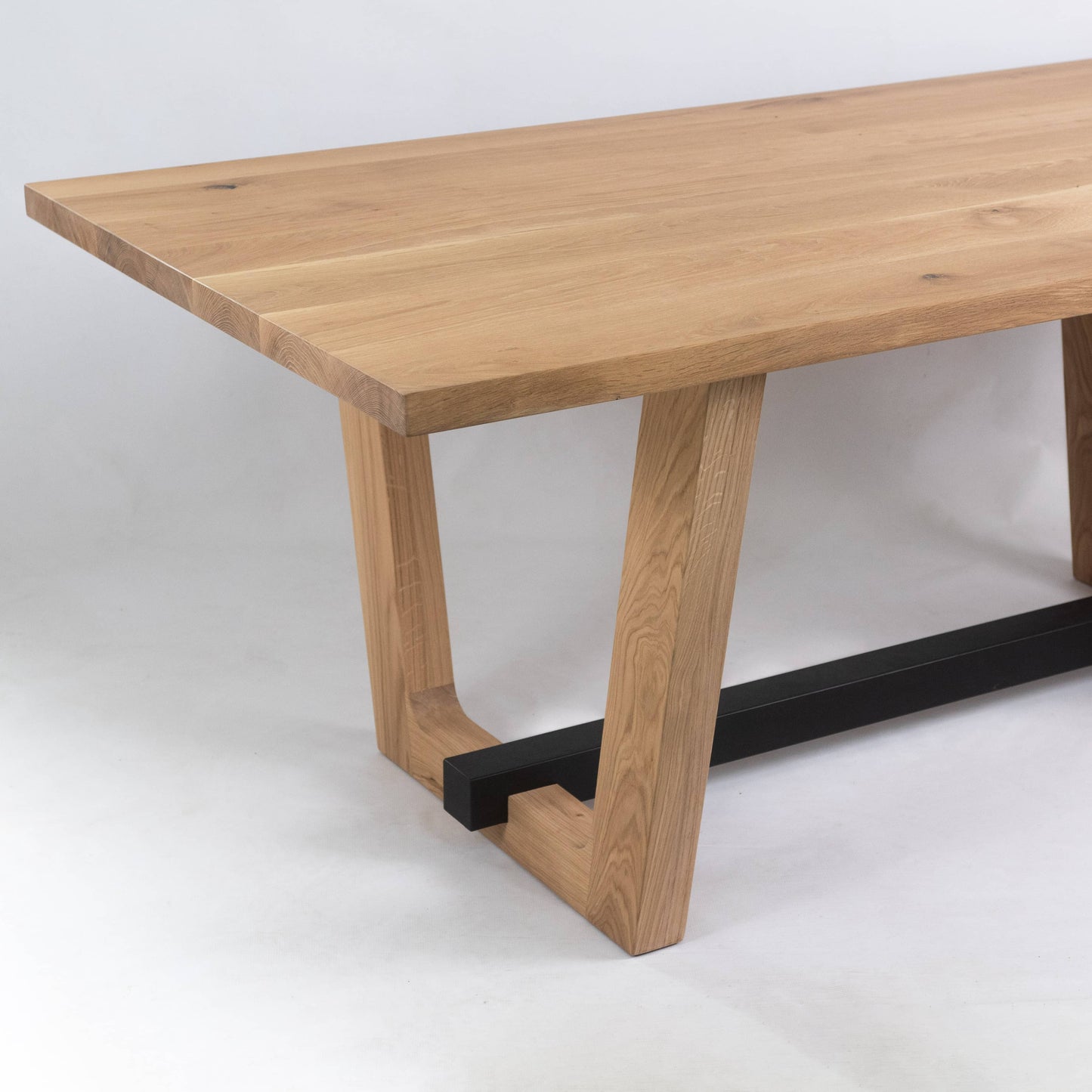 Hugo Dining Table - Renouve Studios