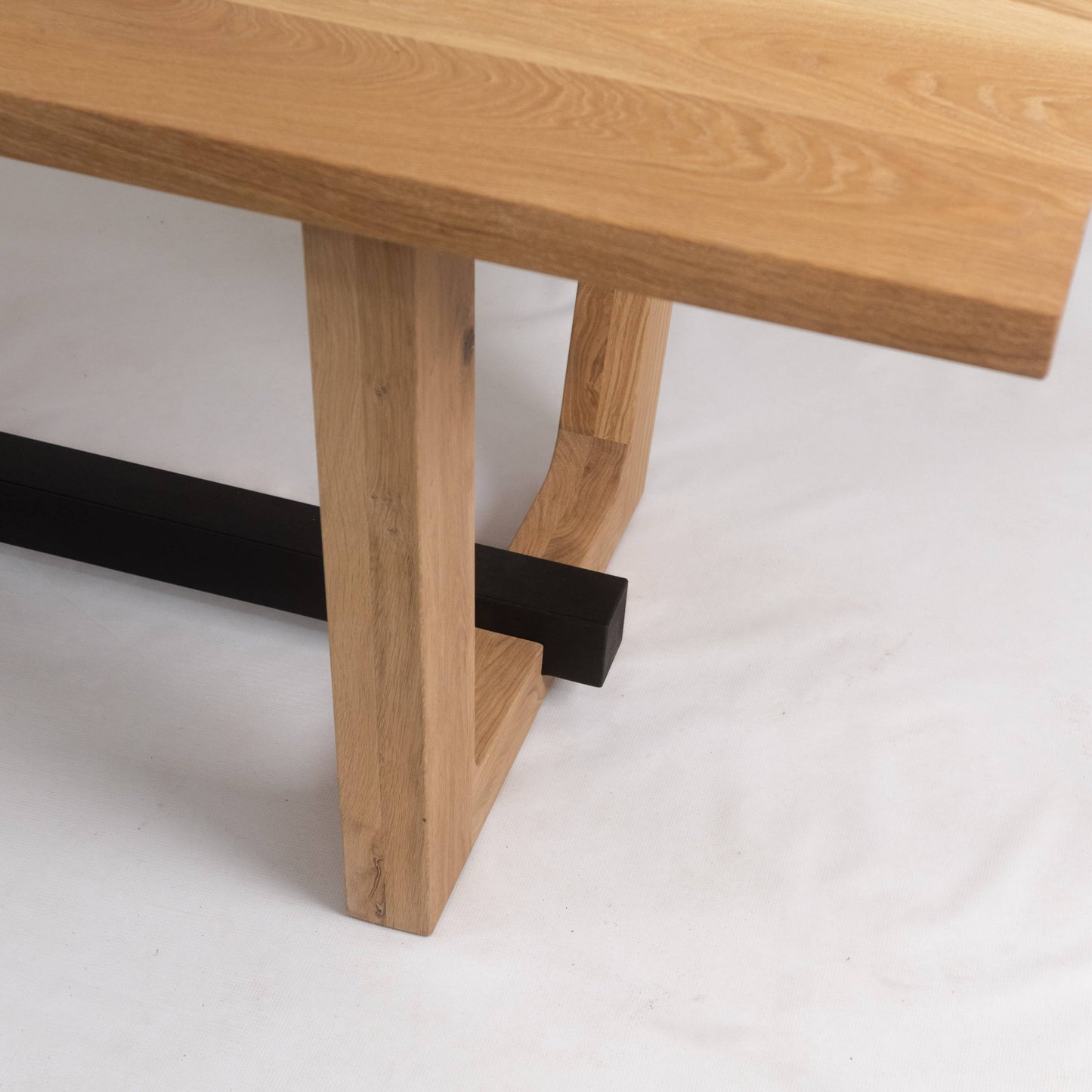 Hugo Dining Table - Renouve Studios